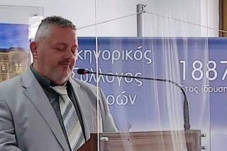 Η Δημοκρατία σε αναστολή